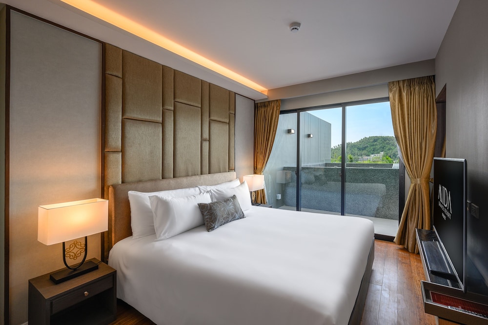 Deluxe Ocean View with Plunge Pool - Photo 8