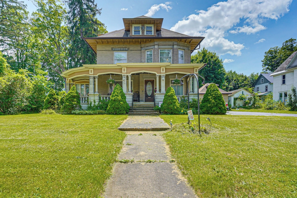 House (5 Bedrooms)