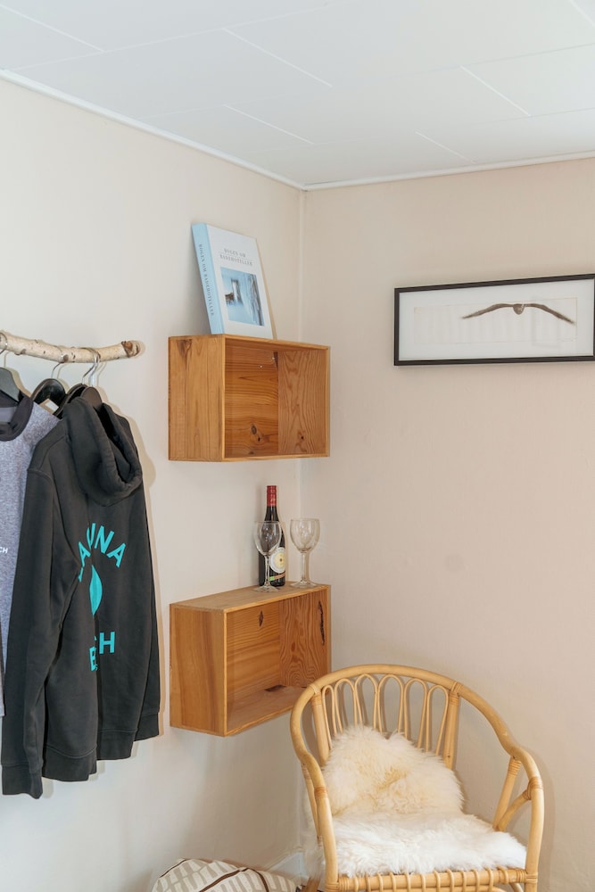 Economy Double Room, 1 Queen Bed, Private Bathroom photo 3