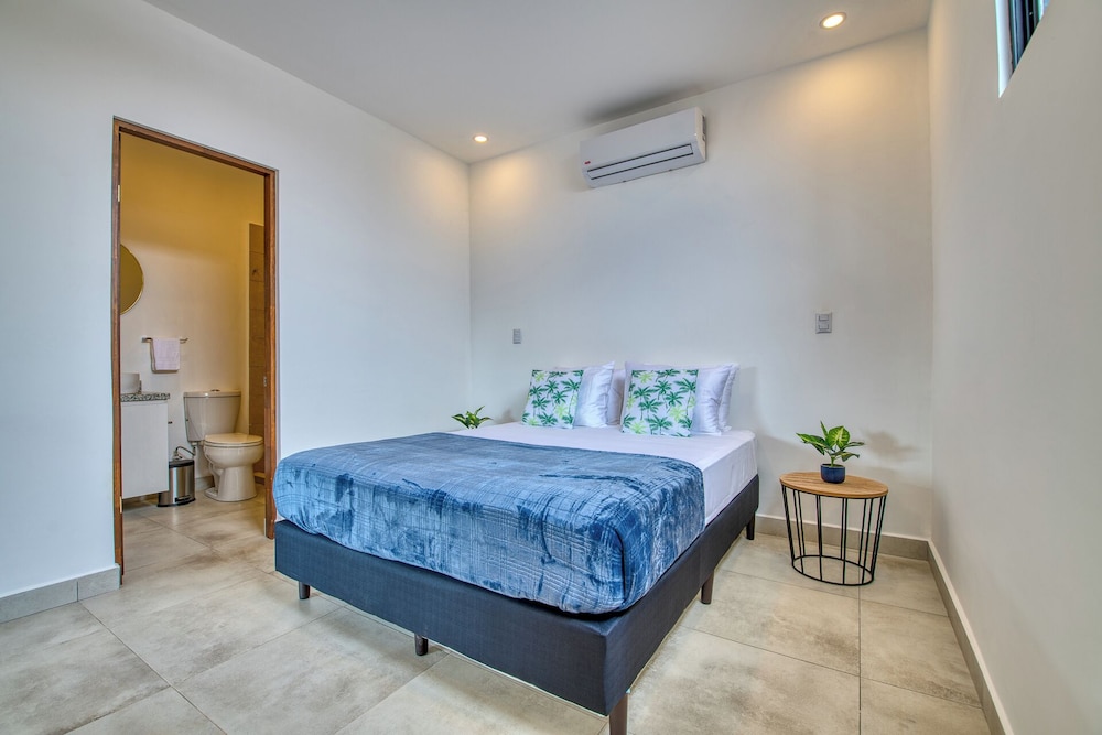 Family Apartment, 2 Bedrooms, Ground Floor photo 2