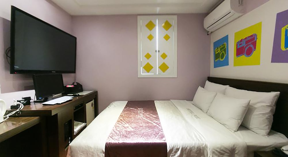 Standard Room photo 2