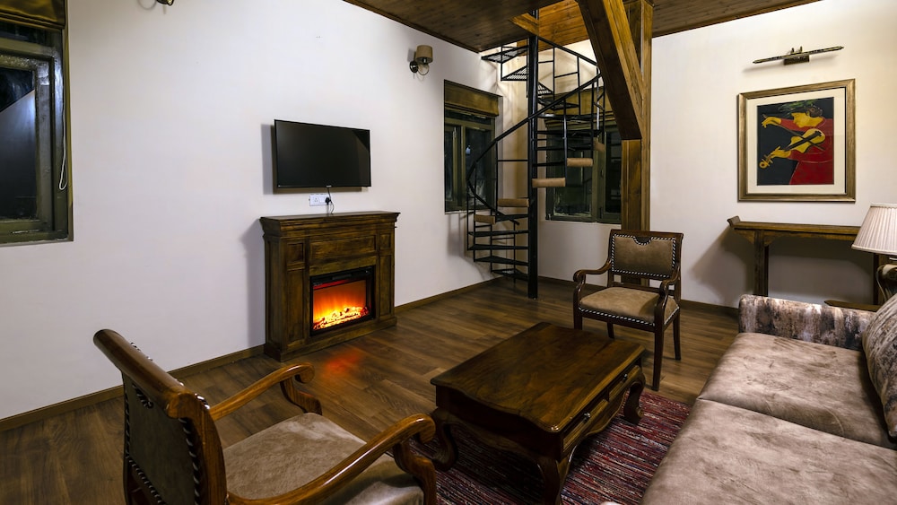 Duplex Suite - Photo 3