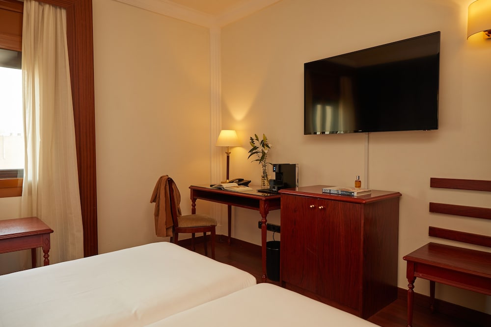City Double Room, City View