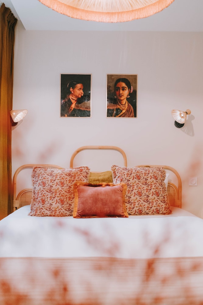 Standard Studio, Ensuite photo 2
