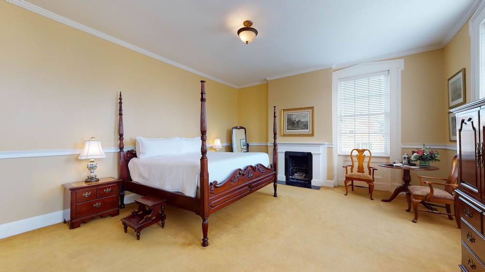 Premier Room