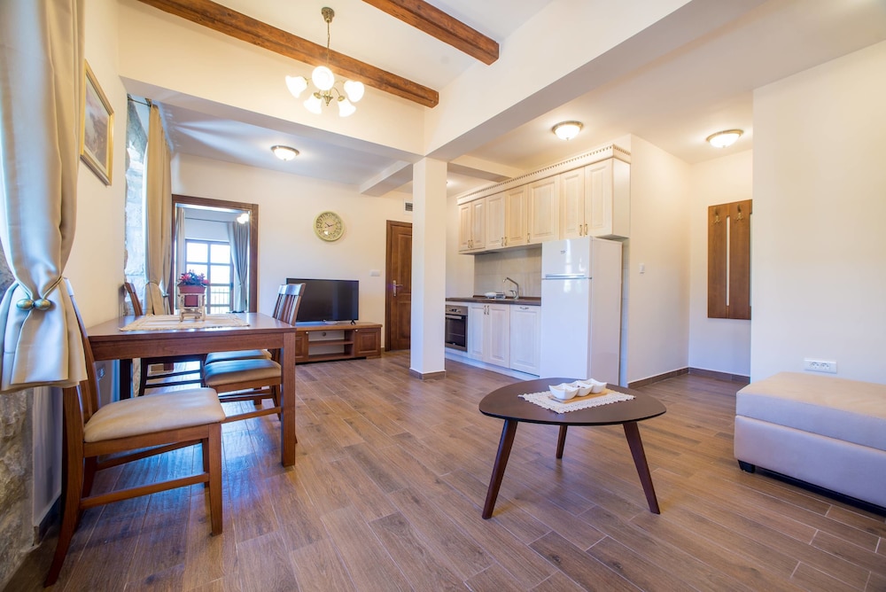 Luxury Apartment