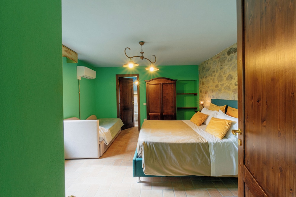 Family Room, 2 Bedrooms (5 people) photo 3