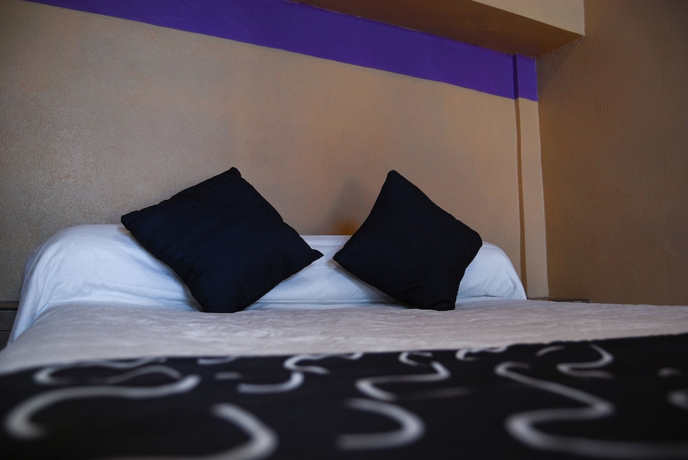 Standard Room, 1 Double Bed - Photo 2