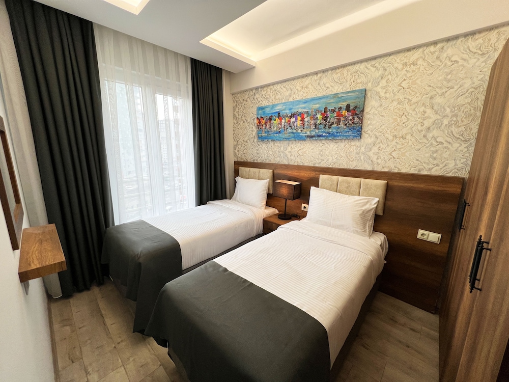 Basic Suite - Photo 9