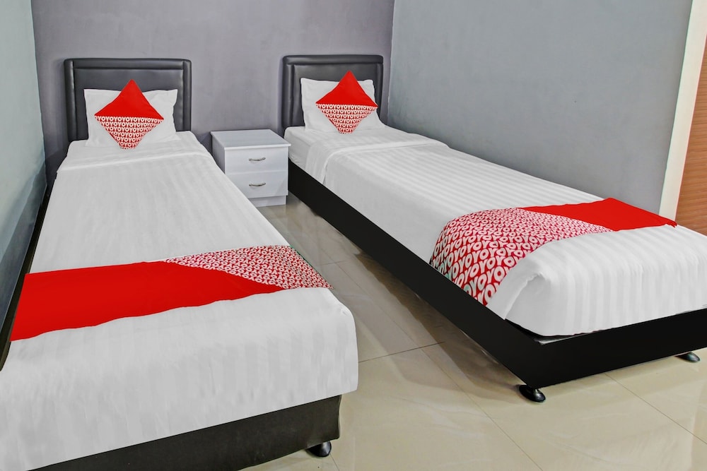 Standard Twin Room - Photo 5