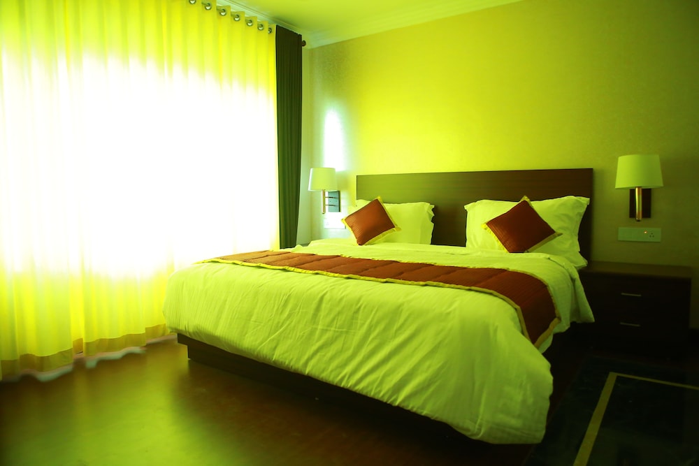 Suite, Multiple Beds, Accessible, Private Bathroom photo 1