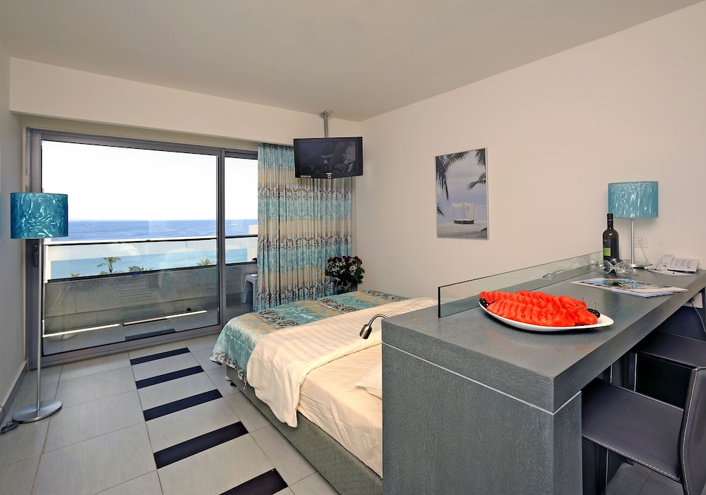 Standard Room photo 1