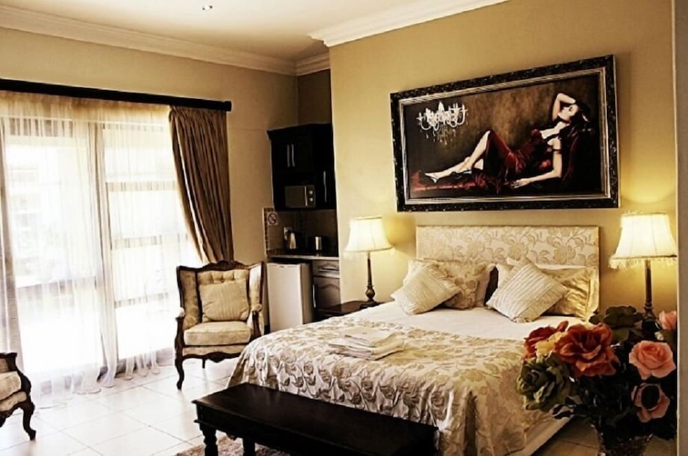 Room 2 Executive En-suite photo 1