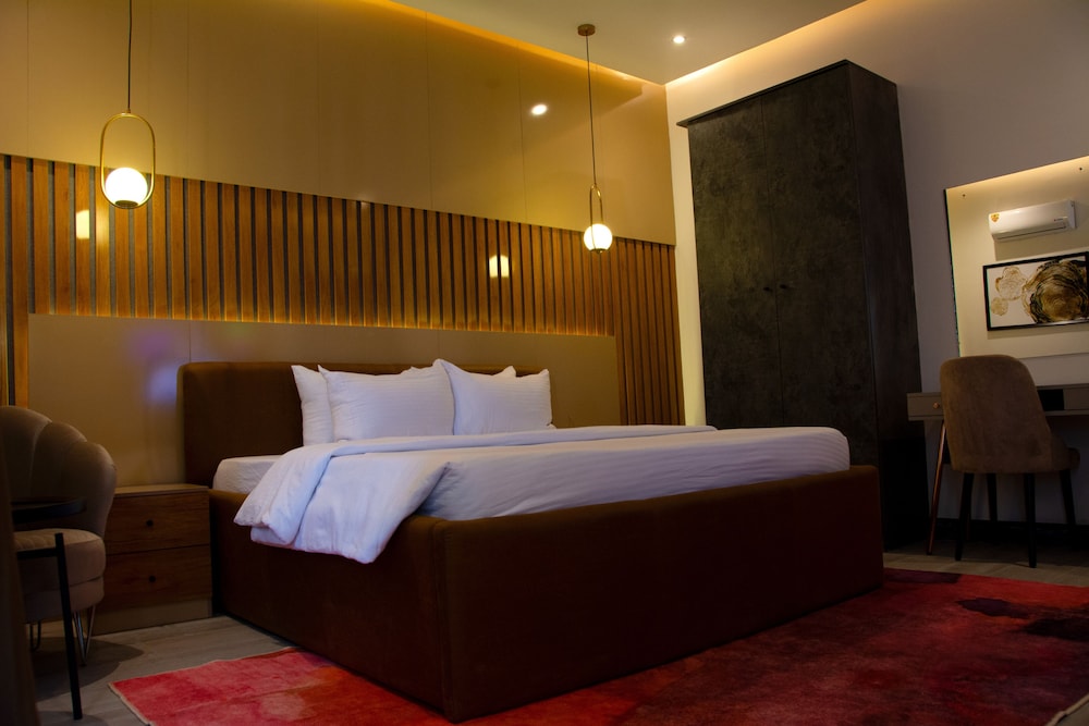Luxury Room