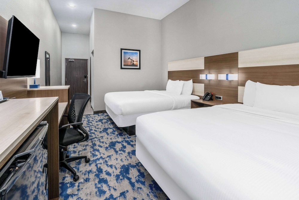 Room, 2 Queen Beds, Accessible, Non Smoking (Mobility,Tub w/Grab Bars) - Photo 1