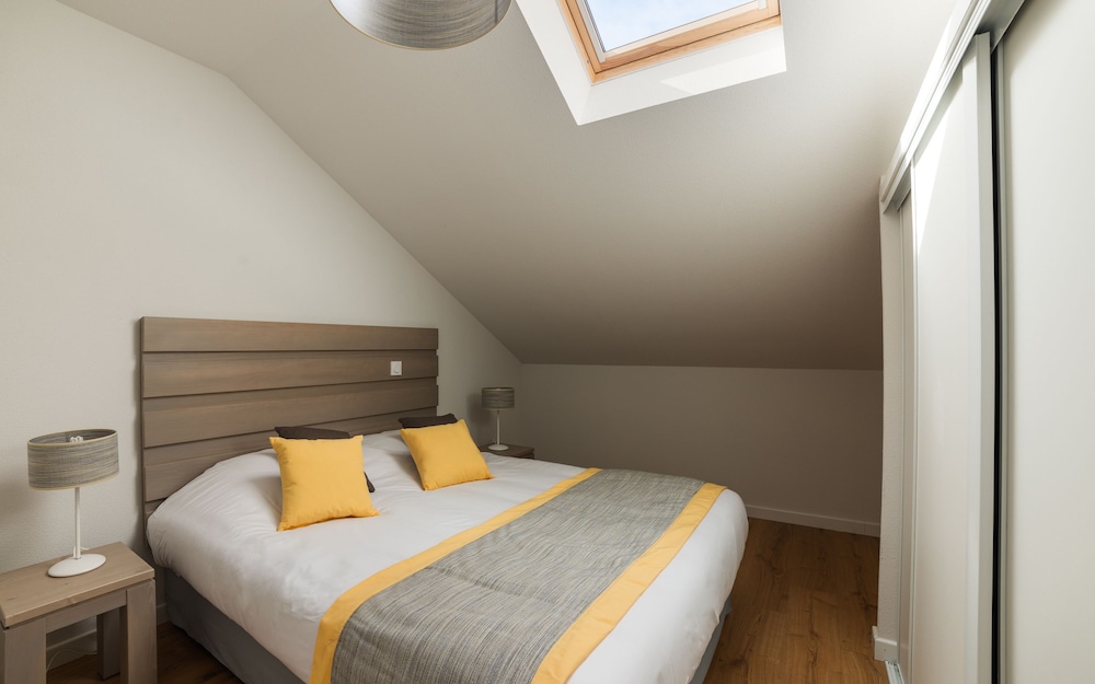 Apartment, 2 Bedrooms OR 2 Bedrooms Duplex 6 persons photo 2