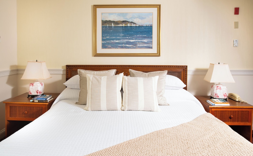 Deluxe Room, 1 King Bed (No Pets) - Photo 12