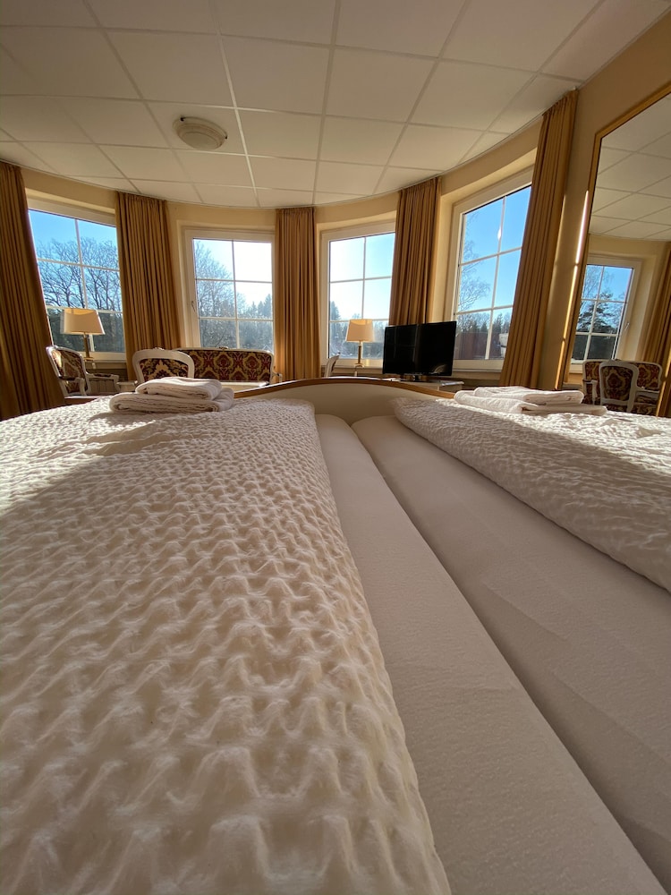 Family Studio Suite