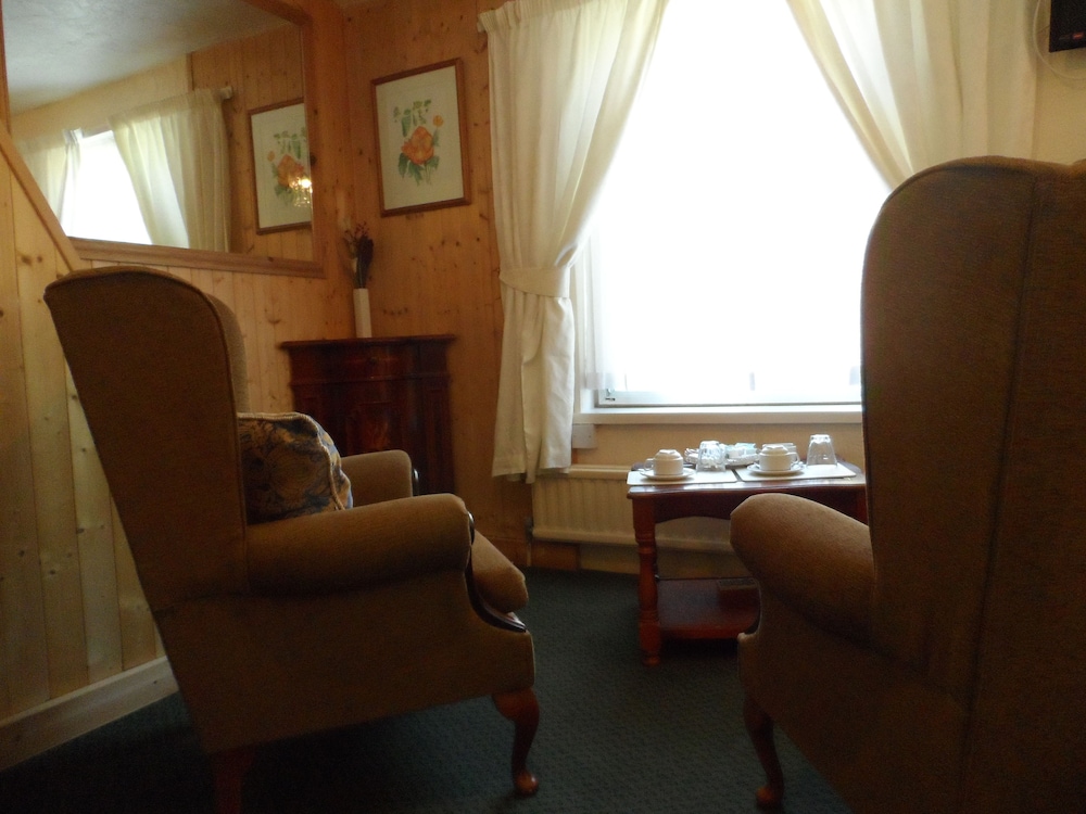 Large Double Room photo 1