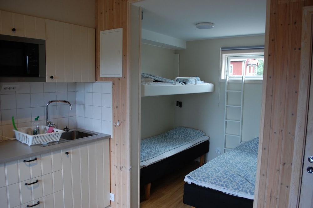 Cottage (4 Beds) photo 2