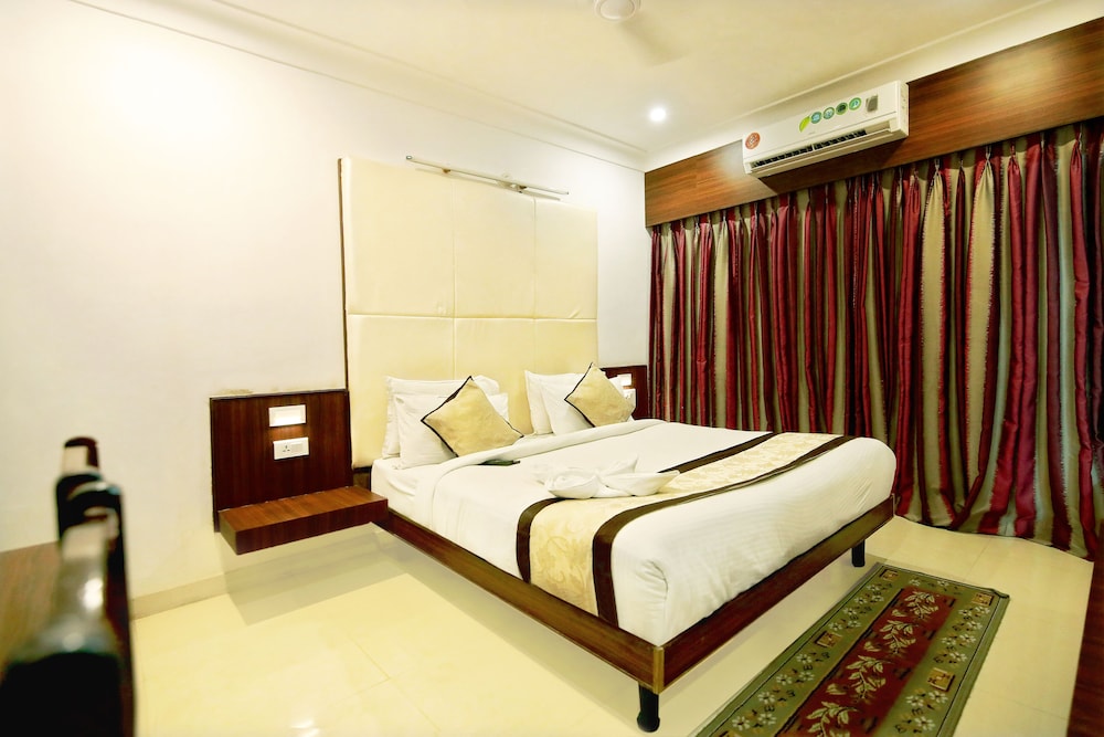 Deluxe Room - Photo 1