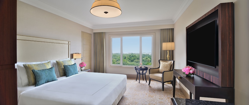 Luxury Suite, 1 Bedroom - Photo 1