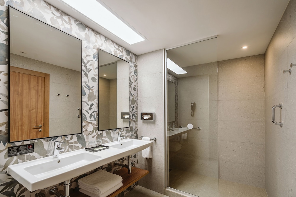 Double Room, Partial Sea View (l)