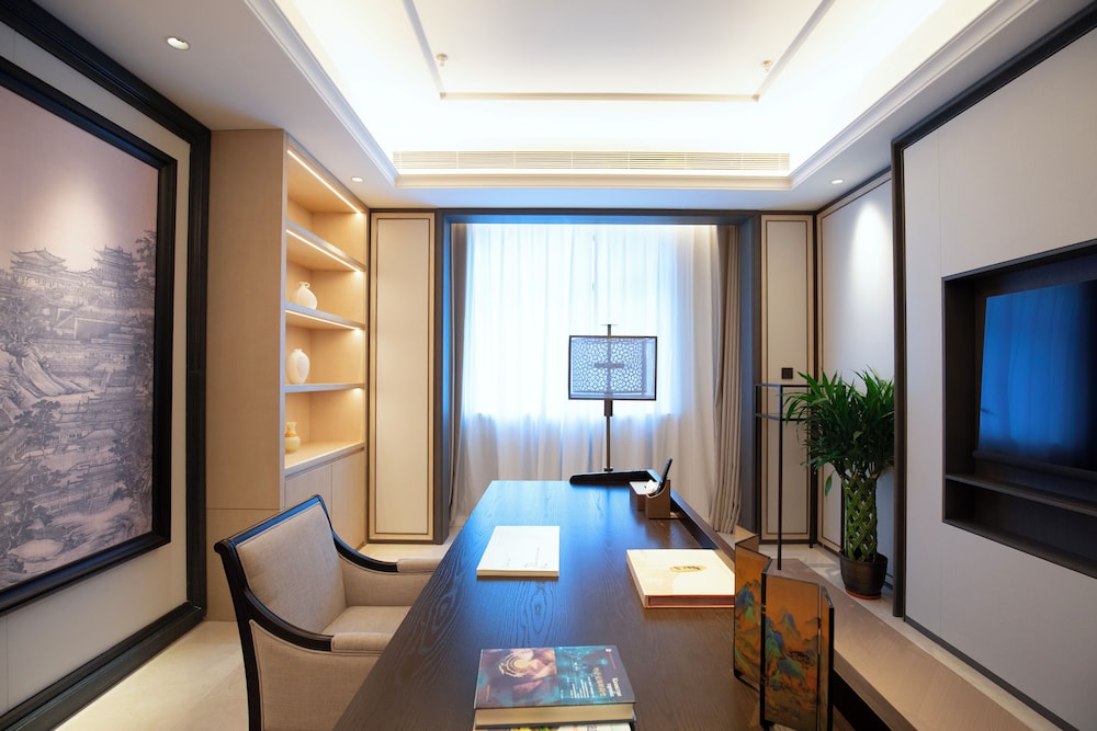 Grand Suite - Photo 2