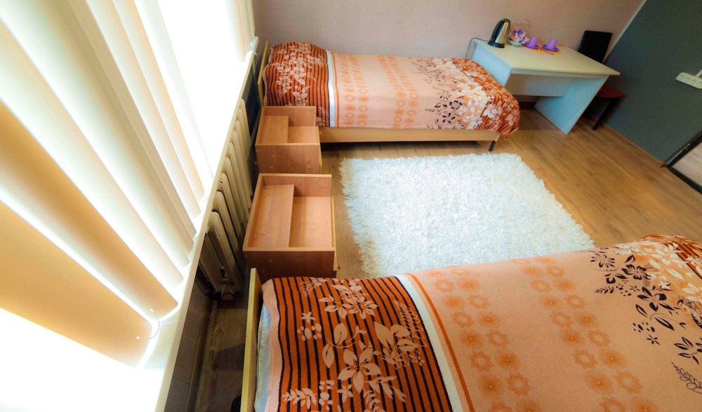 Double or Twin Room, 2 Twin Beds, Non Smoking photo 3