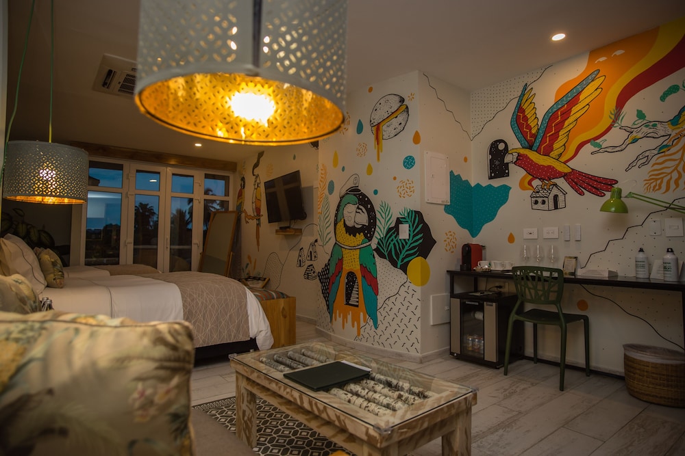Deluxe Penthouse, 2 Bedrooms, Private Pool photo 3