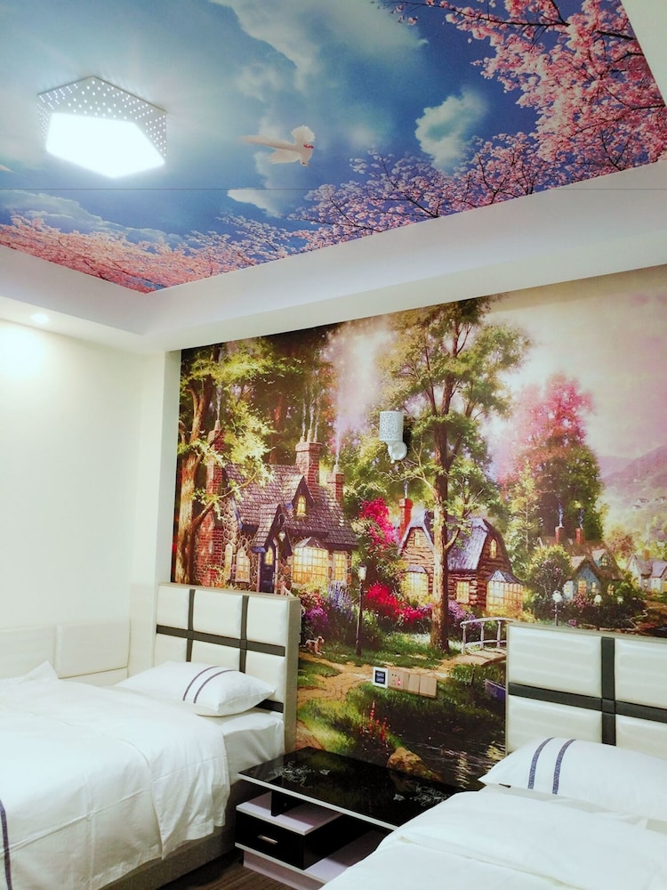 Standard Twin Room photo 1