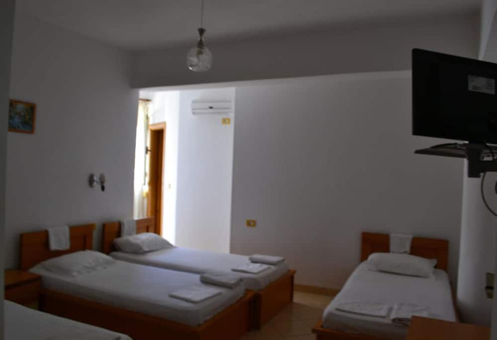 Quadruple Room, Balcony