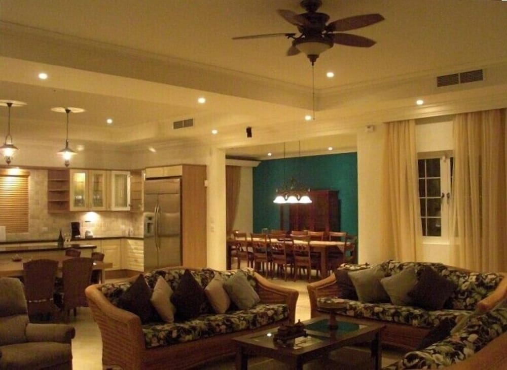 Private Villa photo 3