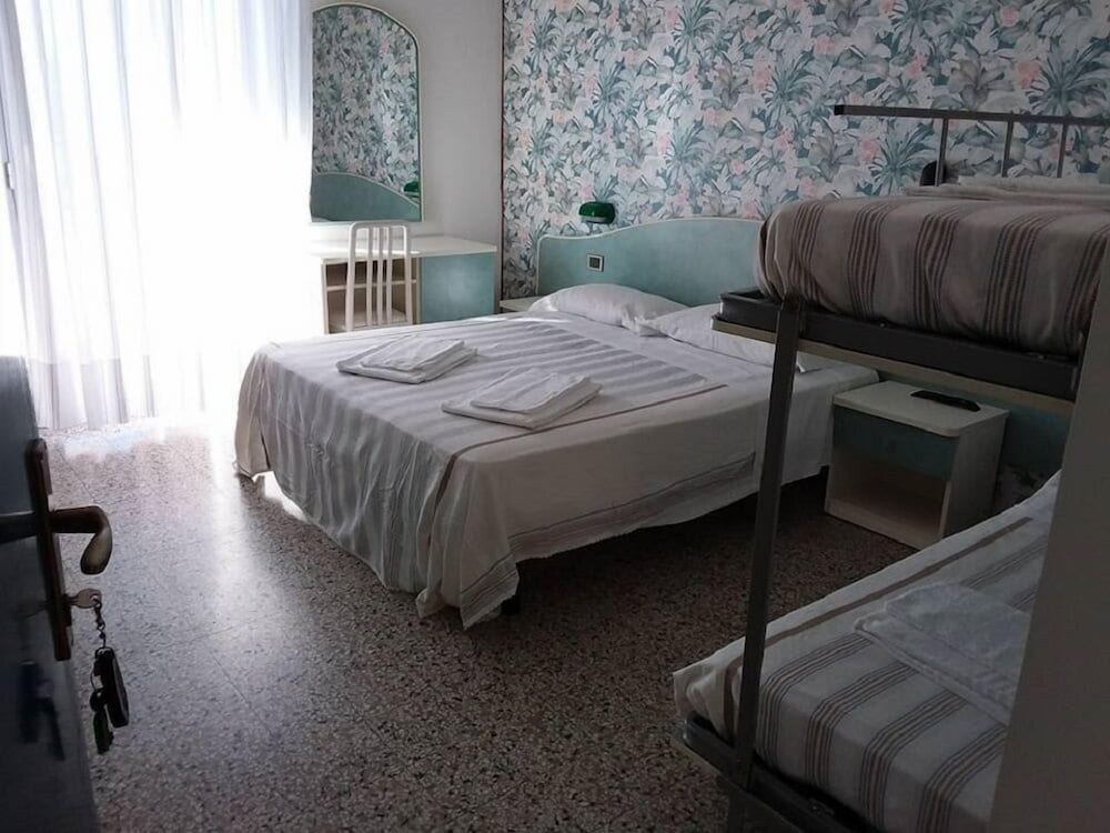 Standard Triple Room, 1 Bedroom photo 1