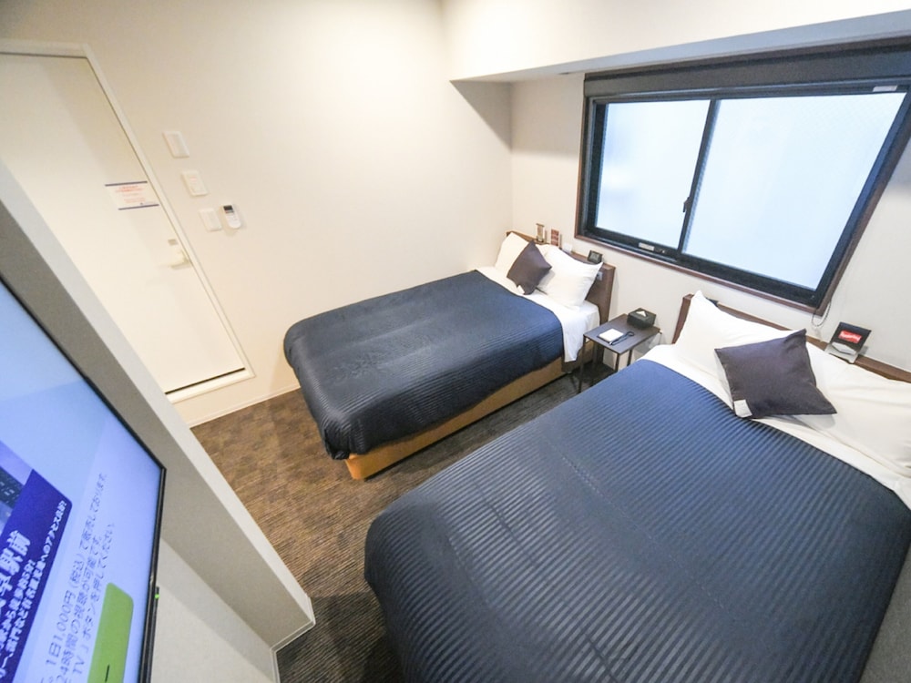 Business Twin Room, Non Smoking photo 2