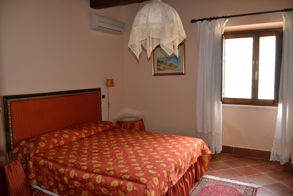 Standard Triple Room photo 1