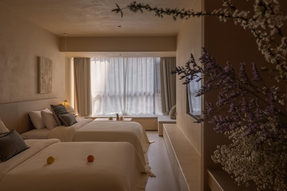 Standard Twin Room, Courtyard View