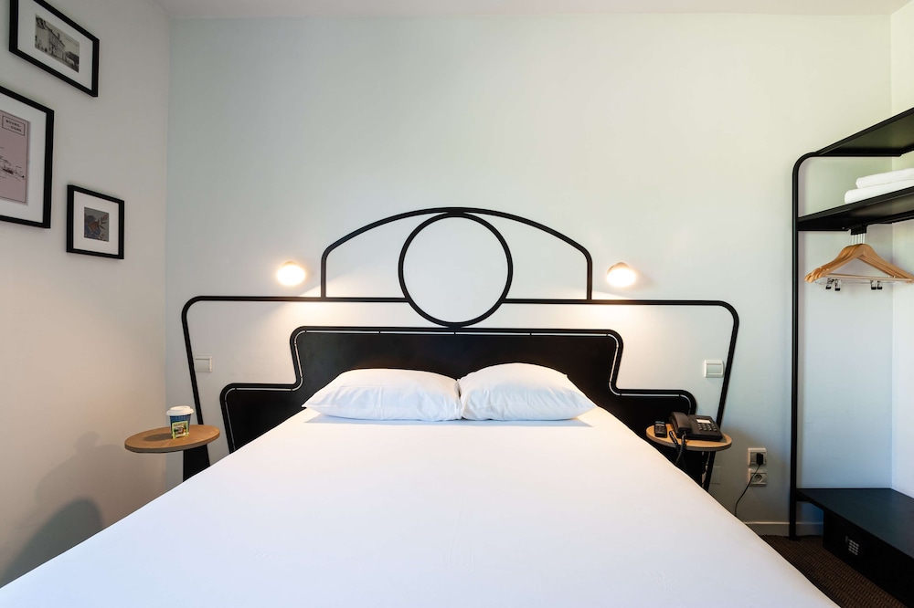 Standard Room, 1 Double Bed - Photo 5