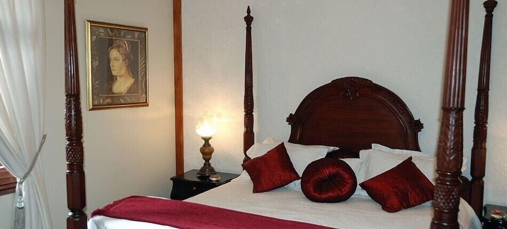 Family Room, 1 Bedroom photo 1