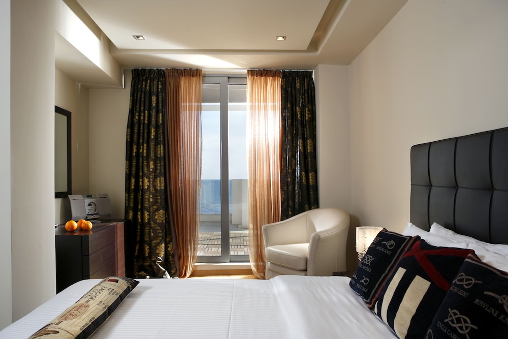 Grand Suite, Sea View - Photo 6