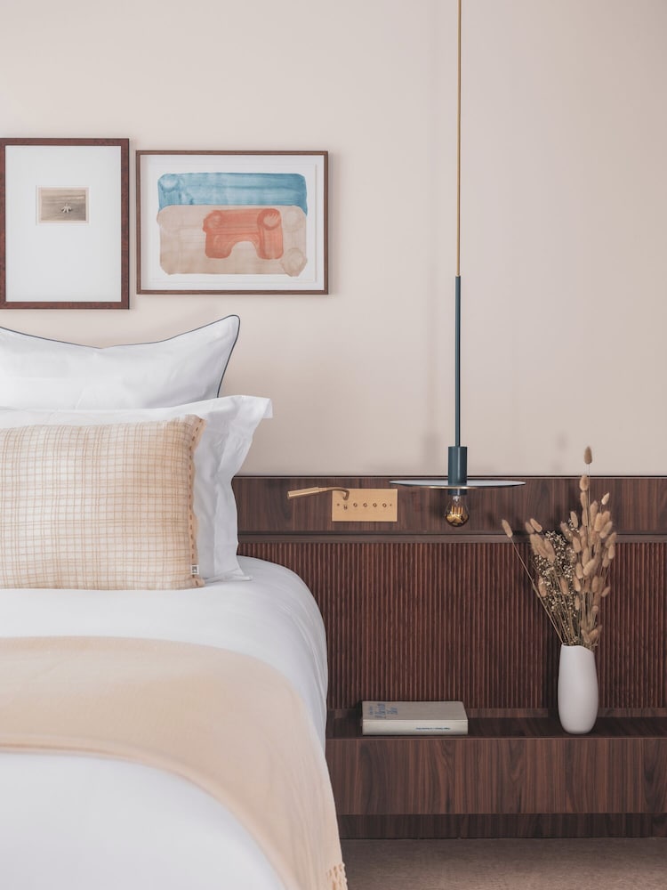 Signature Suite, Balcony, Sea View - Photo 9