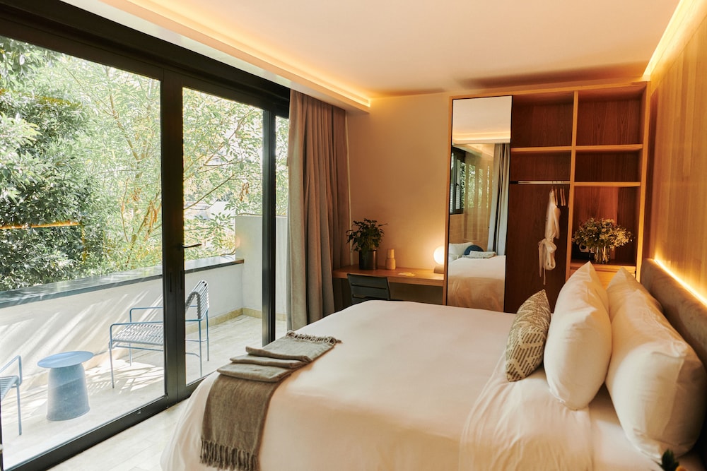 Signature Room