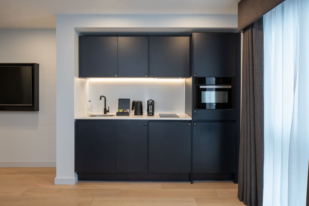 Luxury Apartment photo 3