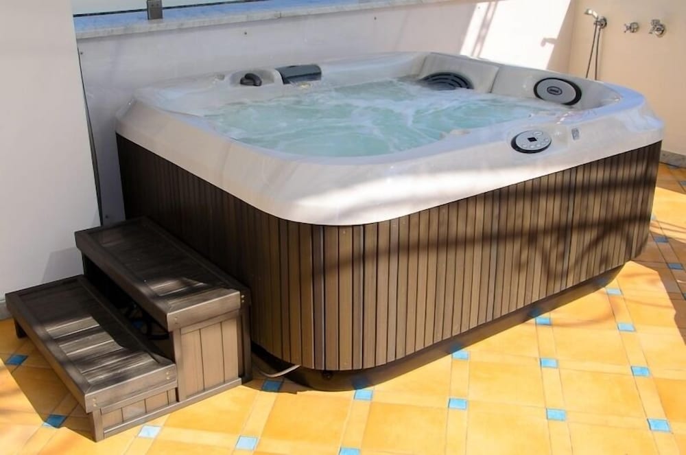 Suite, Private Pool, Ocean View photo 1