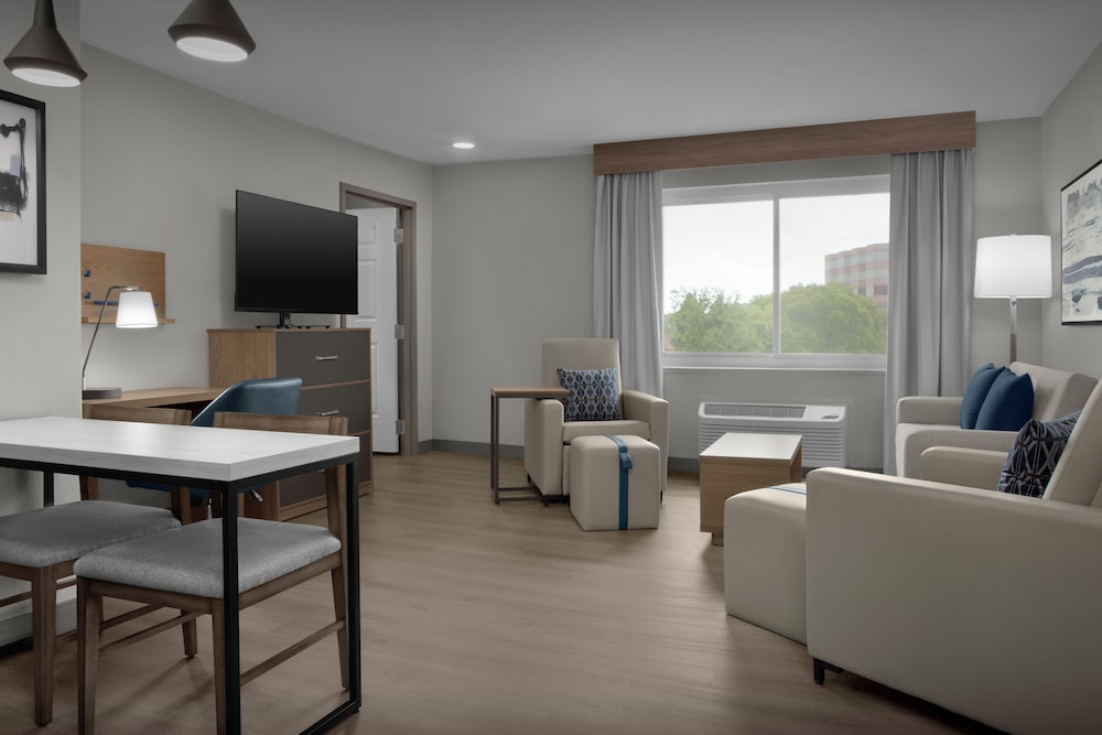 Suite, 1 Bedroom photo 3