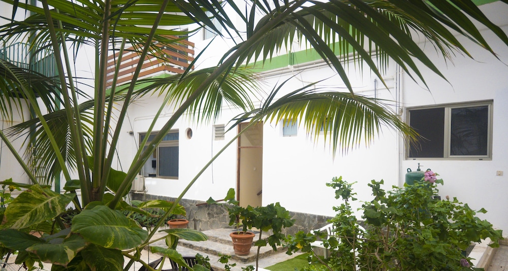 Standard Studio, Garden View, Ground Floor - Photo 17