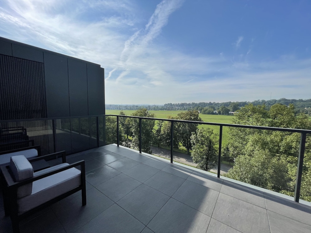 Superior Room, 1 Double Bed, Balcony - Photo 5