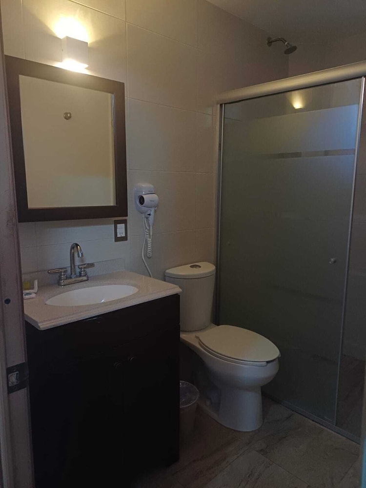 Standard Room photo 2
