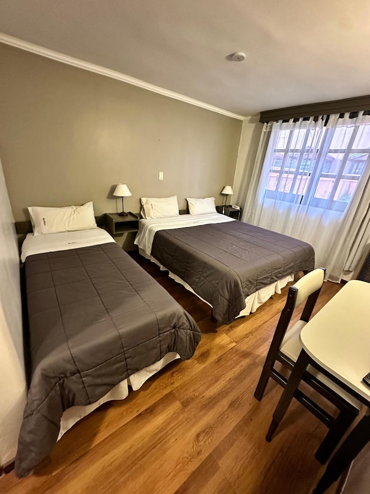 Premium Triple Room, Multiple Beds photo 3