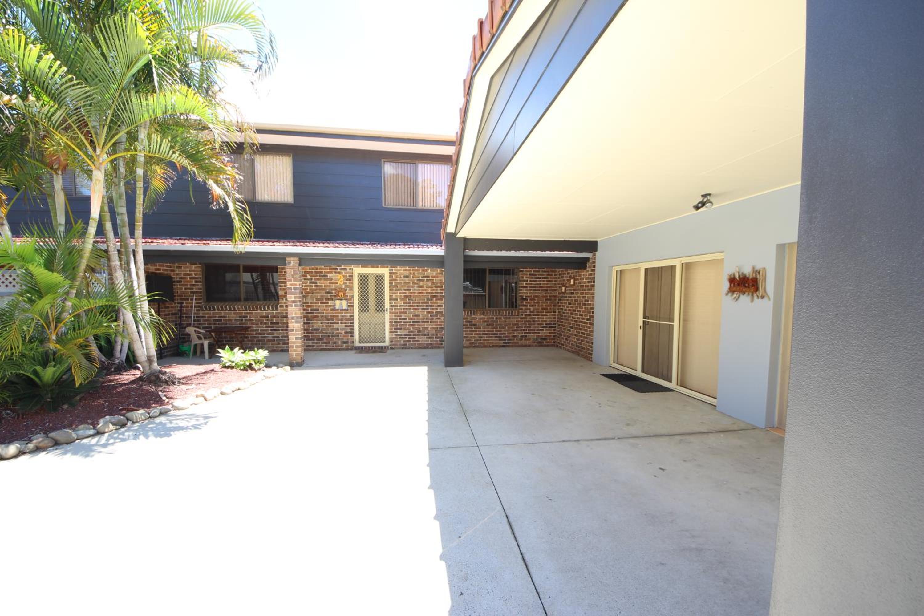 Villa photo 3